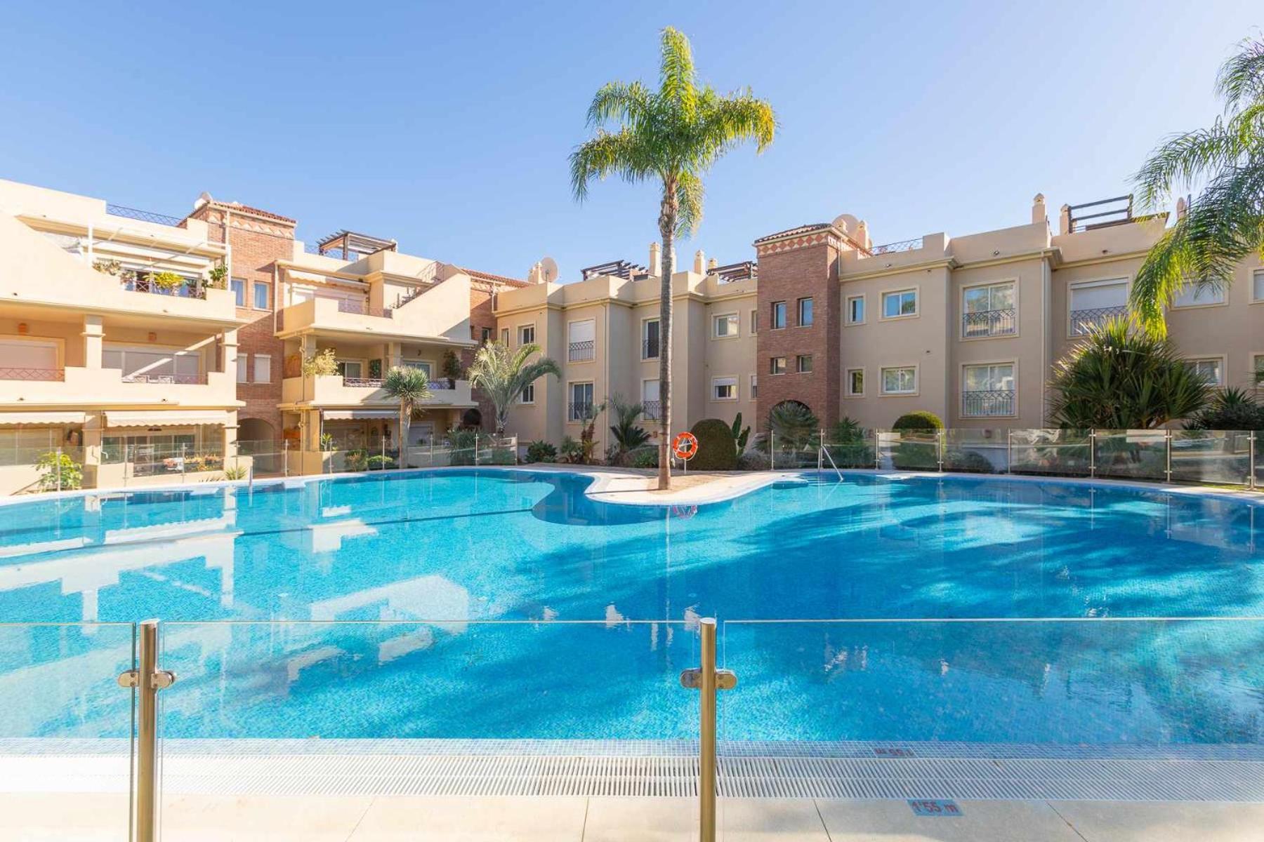 Toscana Hills Con Piscina En Esteponamarbella Exterior foto